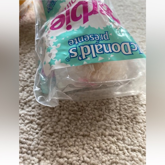 Vintage McDonald’s Barbie With Hair You Can Style Happy Meal Toy 1993 - Picture 7 of 8